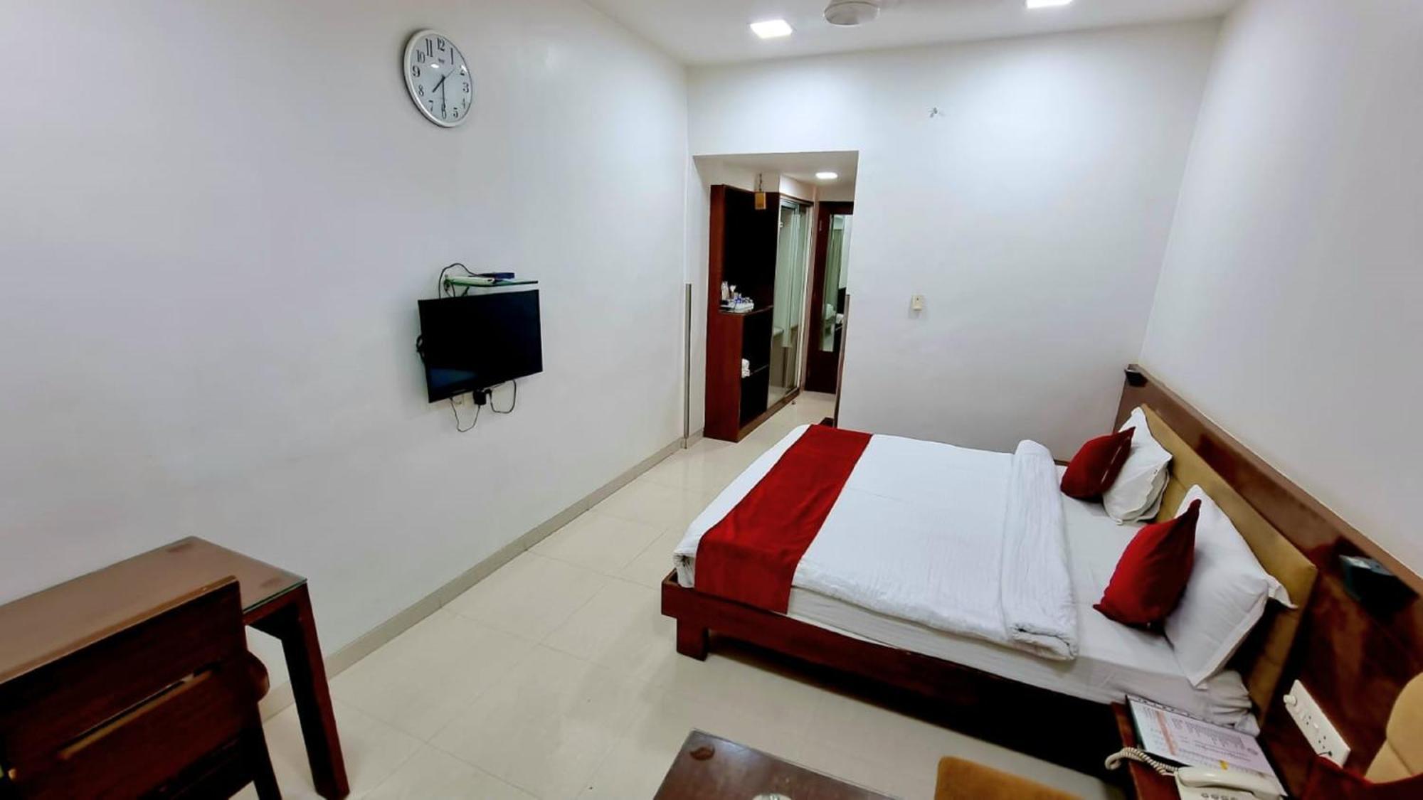 Hotel Raviraj, Chhatrapati Sambhaji Nagar Aurangabad  Exterior photo