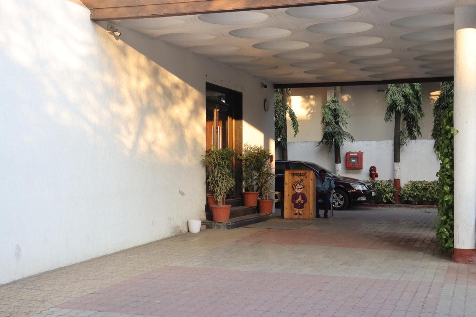 Hotel Raviraj, Chhatrapati Sambhaji Nagar Aurangabad  Exterior photo
