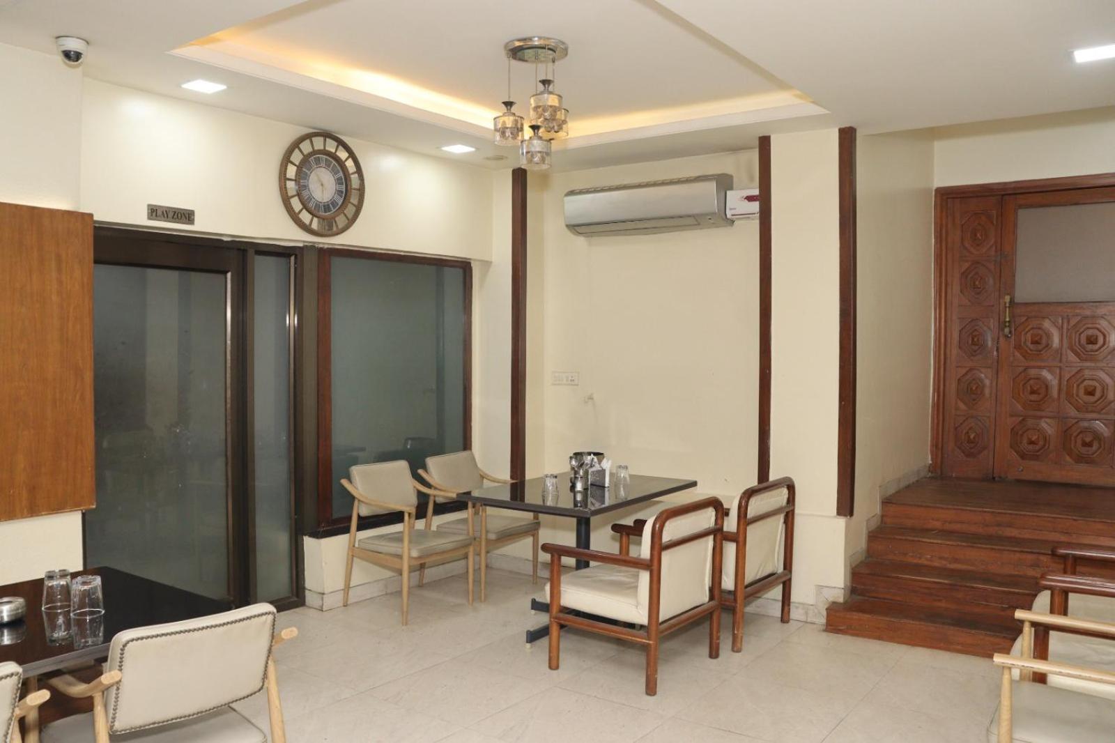 Hotel Raviraj, Chhatrapati Sambhaji Nagar Aurangabad  Exterior photo